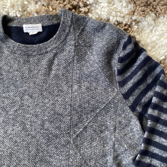 Cashmere Sweater by Club Monaco - Picture 3 of 10